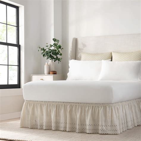 bed skirt dust ruffle